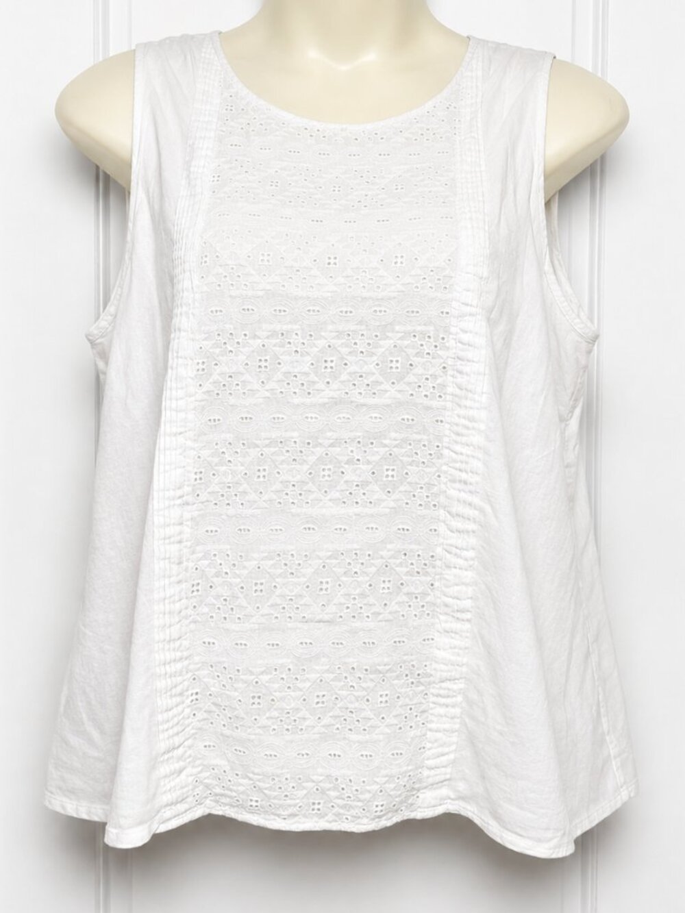 Talbots White Eyelet Sleeveless Top 22W Plus Size Embroidered Blouse